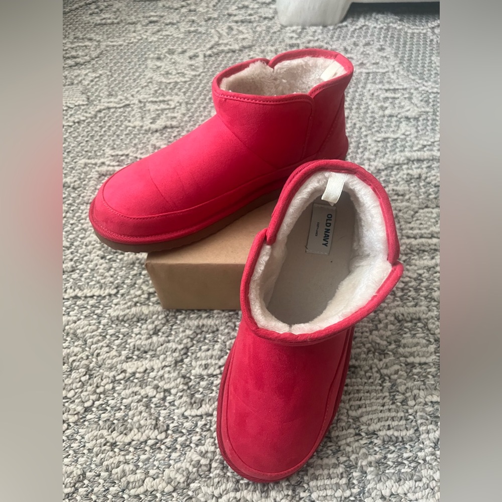Hot pink slipper booties.